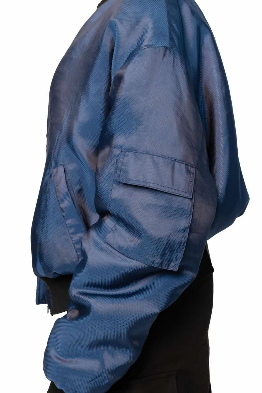 Full king blue quilted